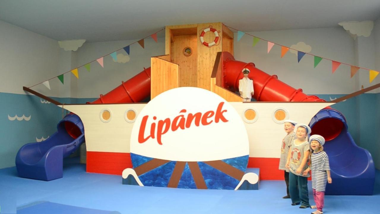 Blatsky Dvur Aparthotel Veselí nad Lužnicí Екстериор снимка